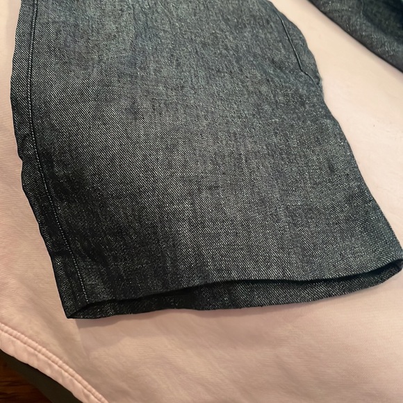 Linen pants with denim look slight flare. Side Zipper/hook closure. No stretch - Picture 8 of 12